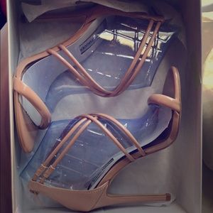 Steve Madden Blush patten leather heels